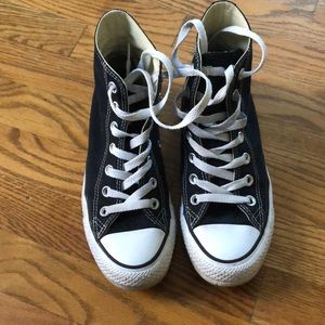 Black Converse Hi-Tops, Women’s 6.5 medium